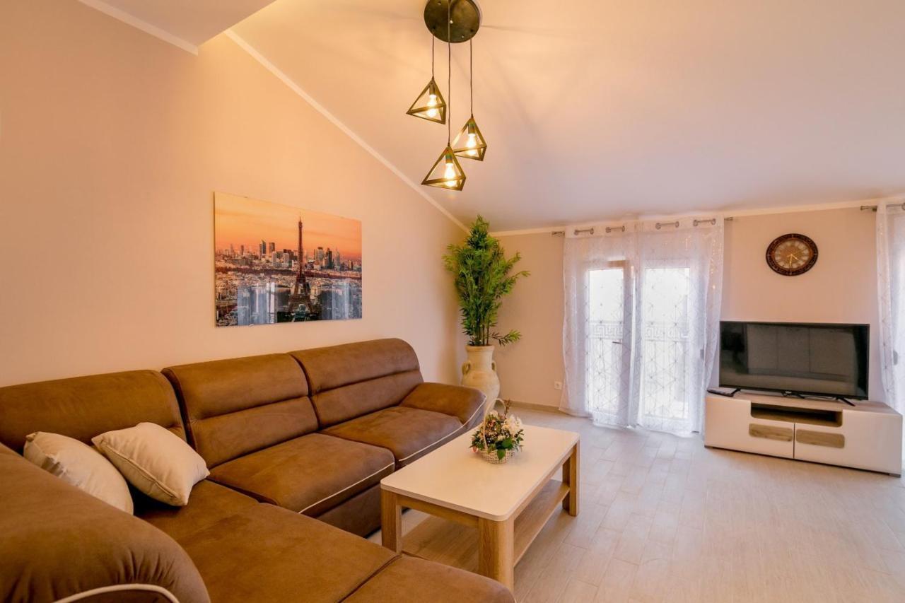Apartmani Matej Kotor Ngoại thất bức ảnh