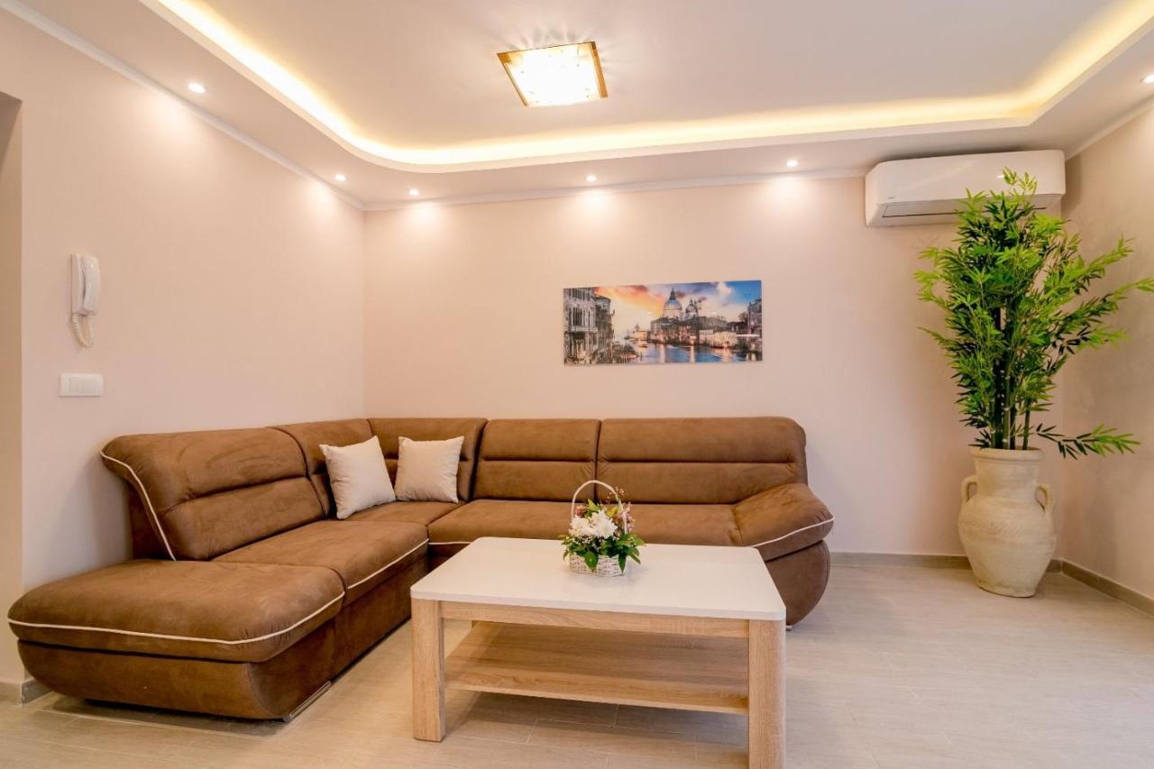 Apartmani Matej Kotor Ngoại thất bức ảnh