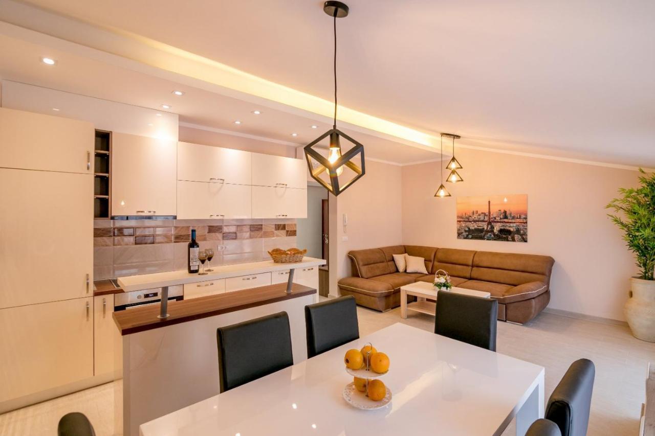 Apartmani Matej Kotor Ngoại thất bức ảnh