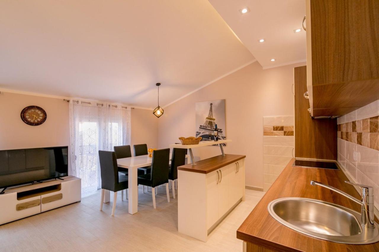Apartmani Matej Kotor Ngoại thất bức ảnh