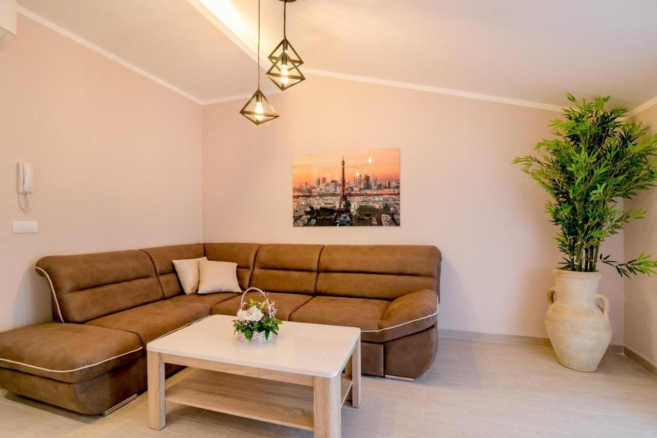 Apartmani Matej Kotor Ngoại thất bức ảnh